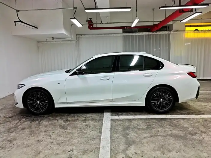 BMW 3 Series 2023 Model 325i M Sports Night Set – фото 4