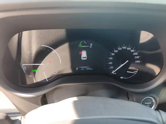 Toyota Sienna 2024 Model Hybrid 2.5L Comfort Edition – фото 6