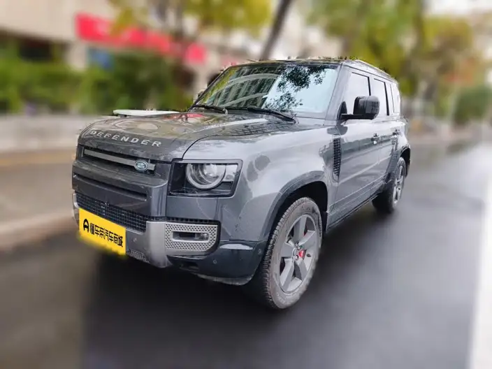 Land Rover Defender 2025 Model 110 3.0T P400 HSE X-Dynamic