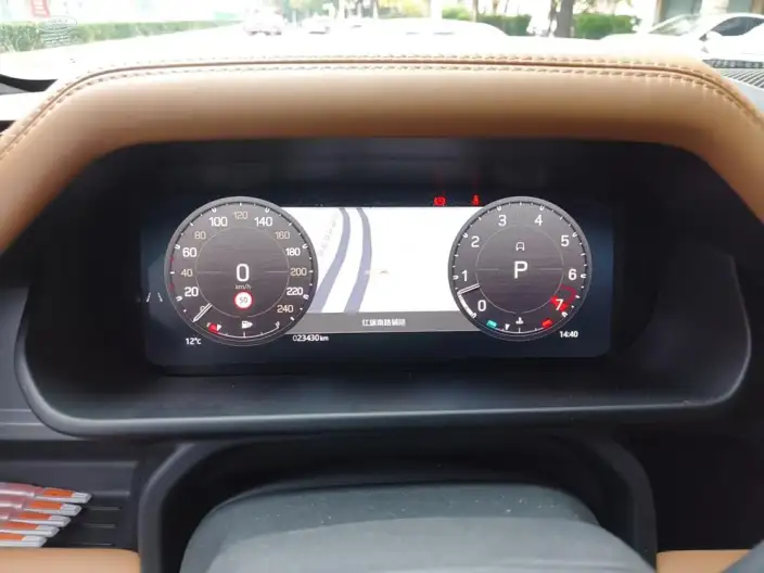 Land Rover Defender 2025 Model 110 3.0T P400 HSE X-Dynamic – фото 6
