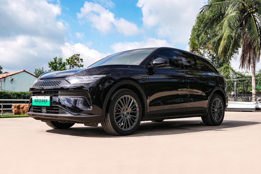 Leapmotor C11 Раздел 2023 последовательный гибрид EREV 180 Comfort Edition – фото 1