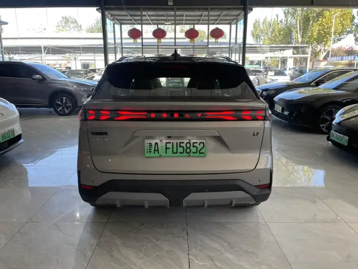 Geely Galaxy L7 2023 Model 1.5T DHT 115km Galaxy – фото 5