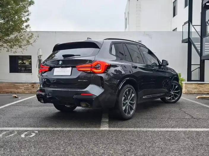 BMW X3 2023 Model xDrive30i Leading Model M Night Set – фото 5