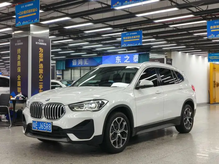 BMW X1 2022 Model sDrive25Li Leading Model – фото 1