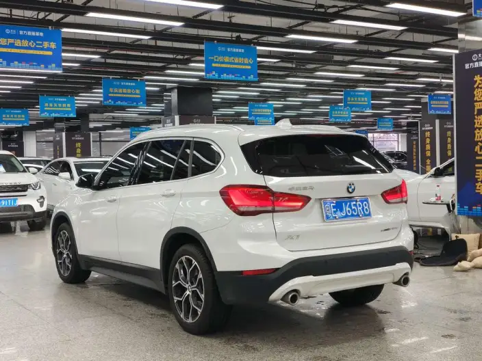 BMW X1 2022 Model sDrive25Li Leading Model – фото 4