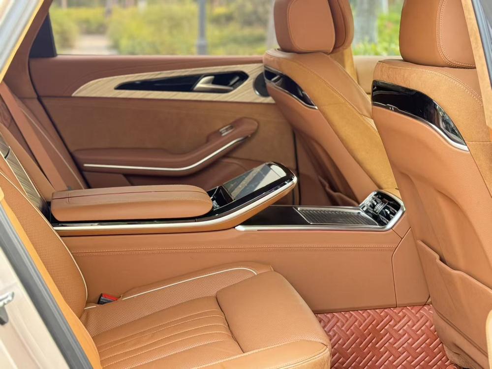 HONGQI H9 2022 3.0T Smart Enjoy Link Flag Link 4-Seater – фото 9
