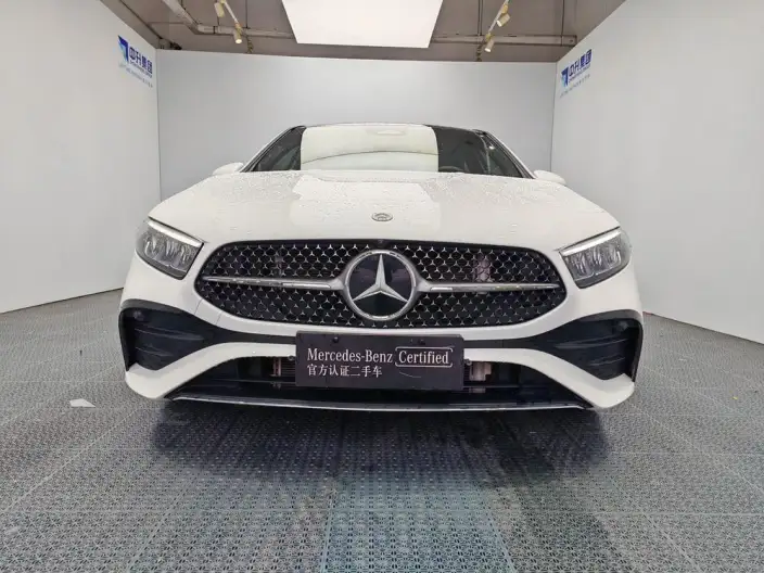 Mercedes-Benz A-class 2024 Model Facelift A 200 L Fashion Edition – фото 2