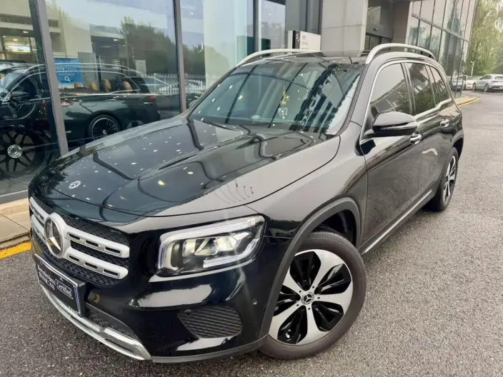 Mercedes-Benz GLB 2023 Model GLB 220 Fashion Model – фото 1