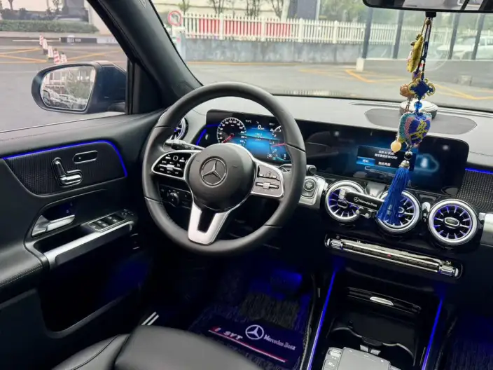 Mercedes-Benz GLB 2023 Model GLB 220 Fashion Model – фото 8
