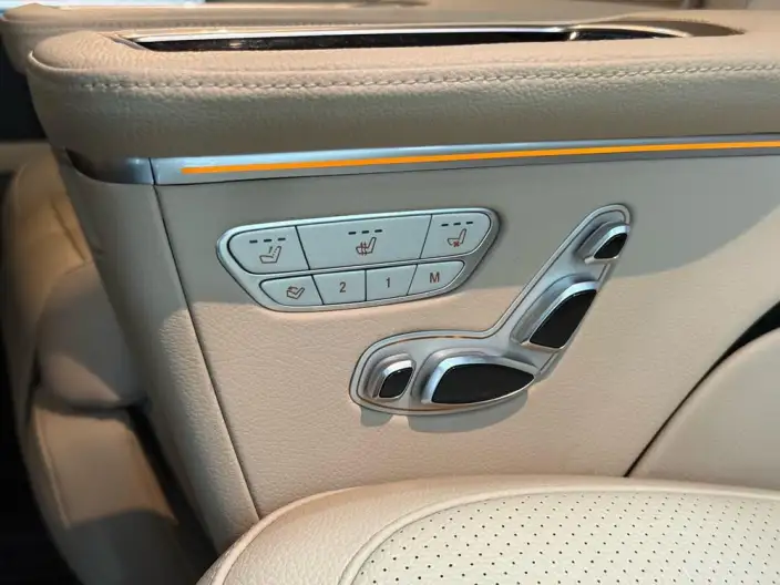 Mercedes-Benz V-Class 2022 Model V 260 Premium Edition – фото 5