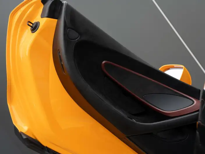 McLaren GT 2021 Model 4.0T Automatic 4WD 2 seat Parallel Imported – фото 9