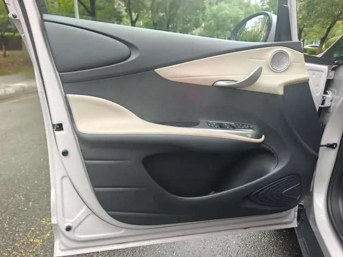 BYD Dolphin 2025 Model Smart Driving Edition 410KM Fashion Edition – фото 8