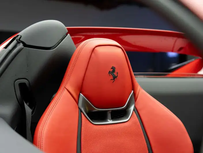 Ferrari 296 2022 Model 3.0T V6 GTS – фото 5