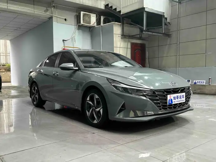 Hyundai Ioniq 2022 Model 1.5L CVT LUX Premium Edition