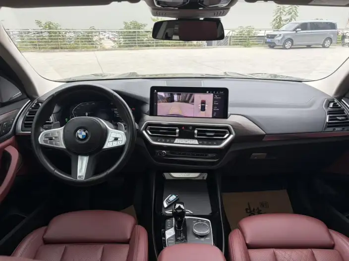 BMW X3 2023 Model xDrive30i Leading Model M Night Set – фото 9