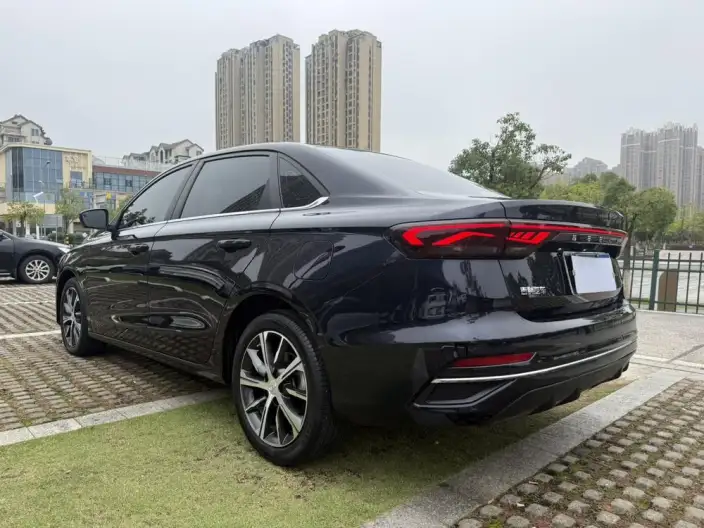 Geely Emgrand 2023 Model No. 4 Gen Champion Edition 1.5L CVT Noble Model – фото 5