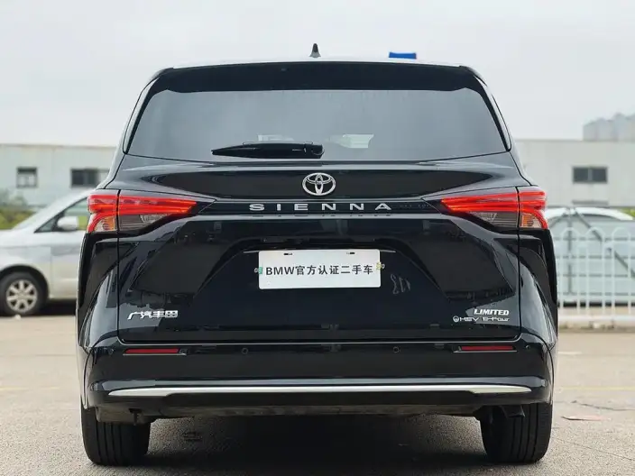 Toyota Sienna 2026 Model Hybrid 2.5L 4WD Premium Edition – фото 5
