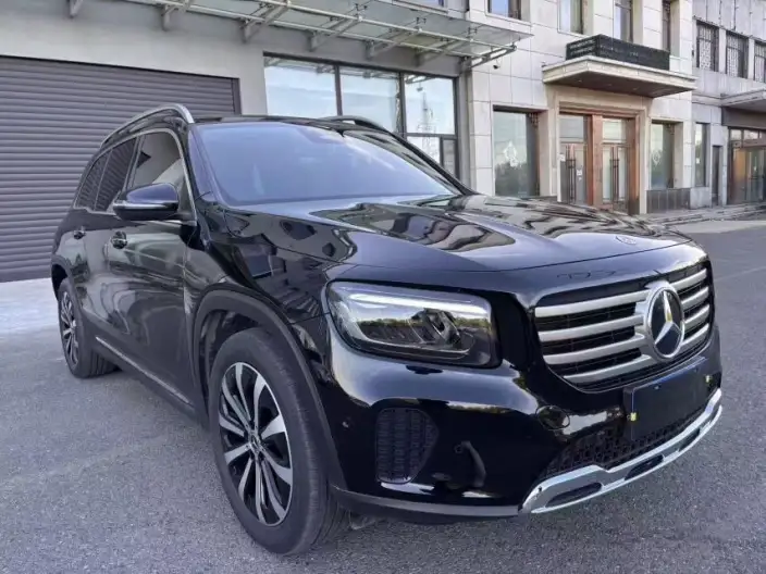 Mercedes-Benz GLB 2024 Model GLB 220 Fashion Model