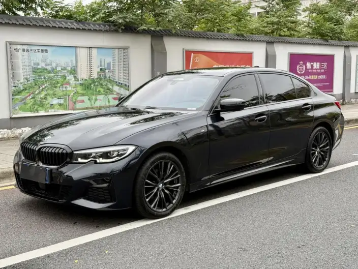 BMW 3 Series 2022 Model 325Li M Sports Night Set