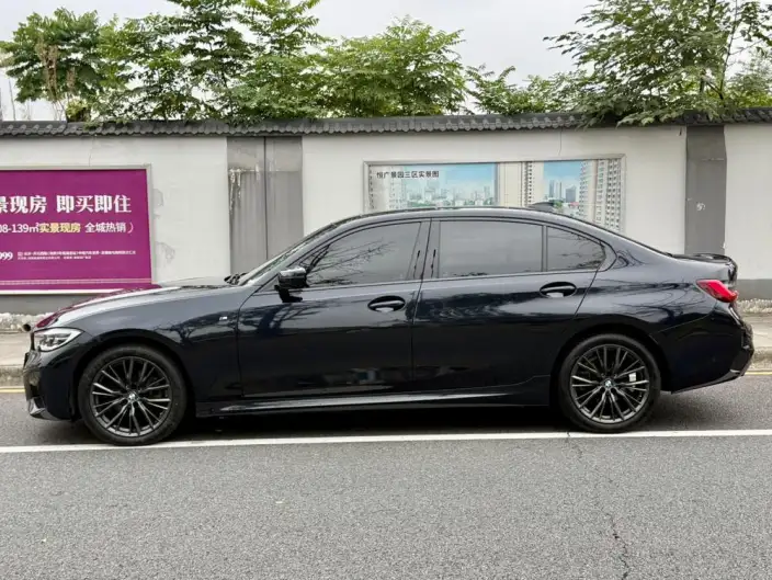 BMW 3 Series 2022 Model 325Li M Sports Night Set