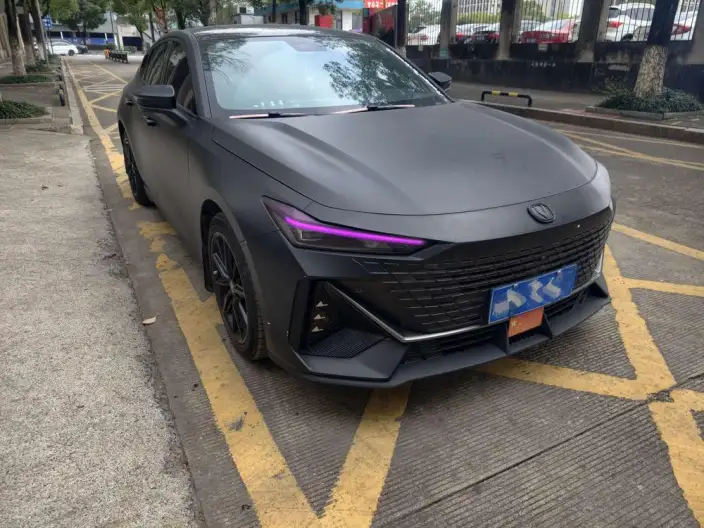 Changan UNI-V 2023 Model 1.5T Noble Model