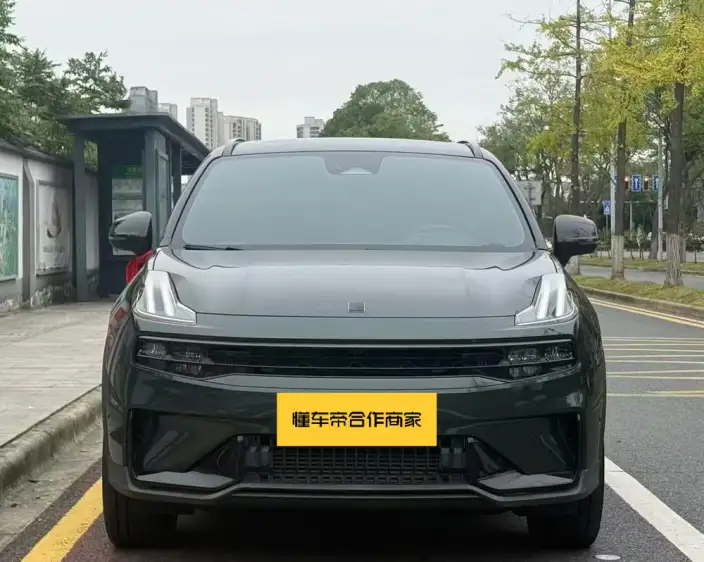 Lynk & Co 06 2023 Model Remix 1.5T Hero