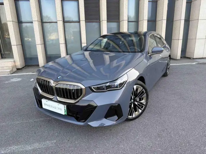 BMW i5 2025 Model eDrive40L M Sports Set