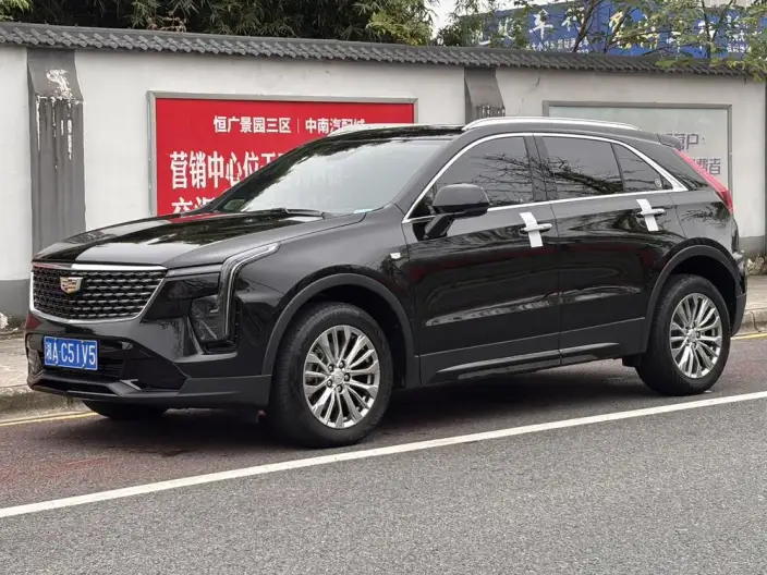 Cadillac XT4 2024 Model Facelift 28T 2WD Luxury Model