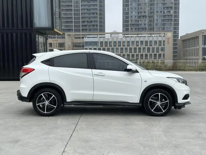 Honda Vezel 2020 Model 1.5L CVT Pioneer Edition – фото 8