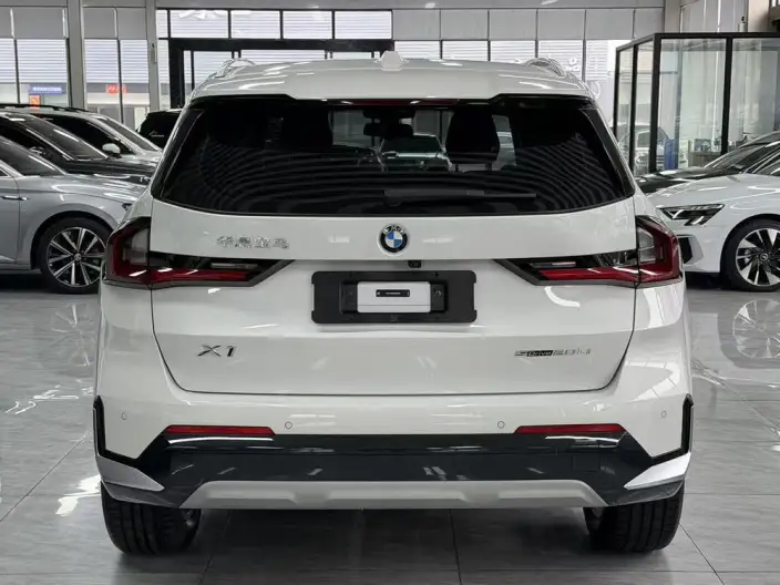 BMW X1 2023 Model sDrive20Li X Design Set – фото 5
