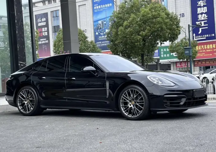 Panamera 2023 Model Facelift Panamera 2.9T Platinum edition