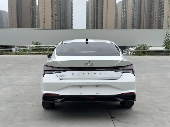 Hyundai Ioniq 2022 Model 1.5L CVT LUX Premium Edition – фото 6