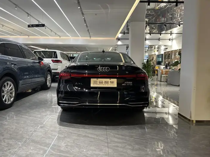 Audi A7 L 2025 Model 45 TFSI Luxury Model – фото 5
