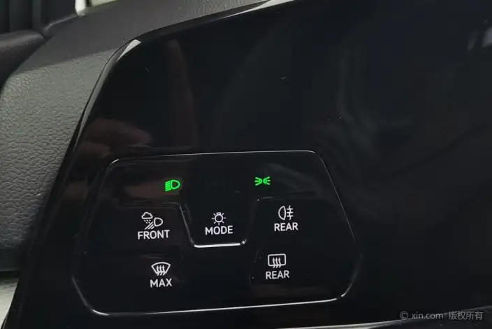 Volkswagen Golf 2021 Model 280TSI DSG Pro – фото 9