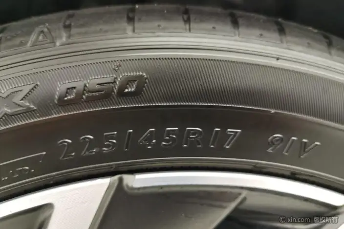 Volkswagen Golf 2021 Model 280TSI DSG Pro – фото 10
