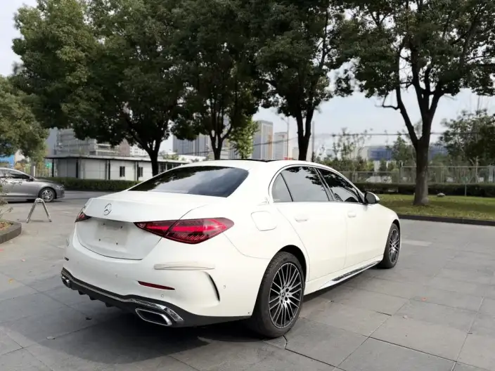 Mercedes-Benz C-Class 2024 Model Facelift II C 260 L Sports Edition – фото 7