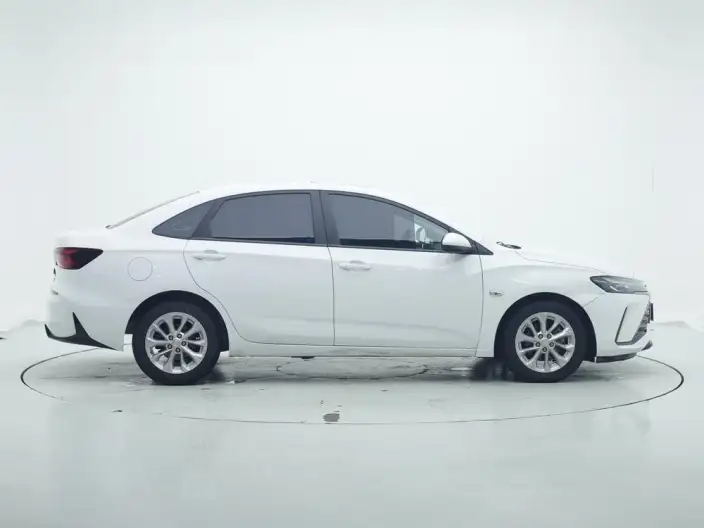 Chevrolet Corolla 2023 Model 1.5L DCT Yuexiang Edition – фото 8