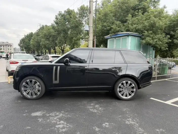 Range Rover 2023 Model 3.0 L6 400PS Shengshi VII seat Extended Edition – фото 3
