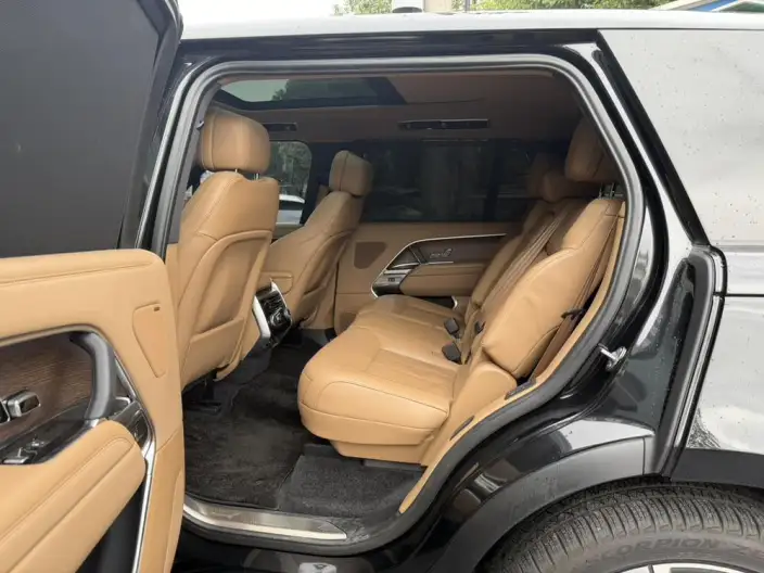 Range Rover 2023 Model 3.0 L6 400PS Shengshi VII seat Extended Edition – фото 10