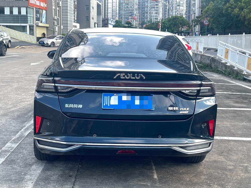 Yixuan MAX 2022 1.5T Super Cool Dad Edition – фото 6