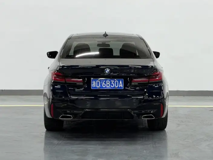 BMW 5 Series 2022 Model 530Li Leading Model M Sports Set – фото 5