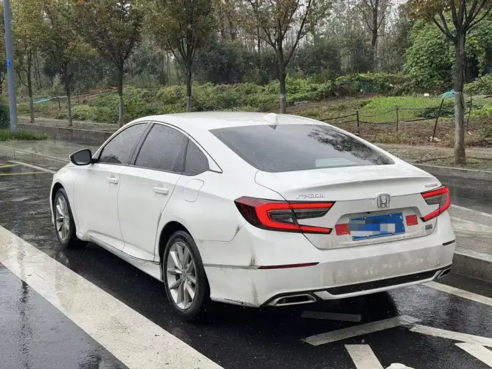 Honda Accord 2022 Model 260TURBO Deluxe Edition – фото 4