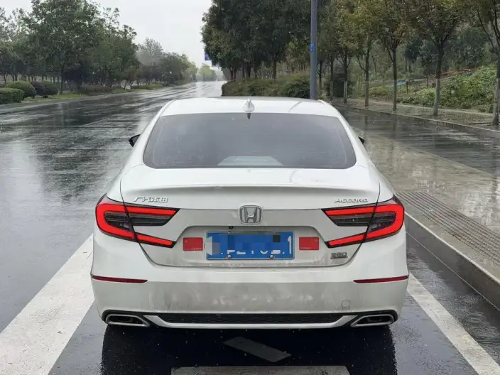 Honda Accord 2022 Model 260TURBO Deluxe Edition – фото 5