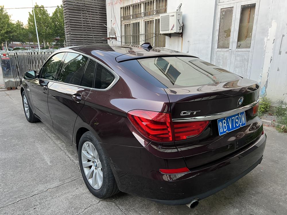 BMW 5 Series GT 2014 535i Leading – фото 5