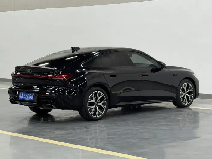 Audi A5 L Sportback 2026 Model 2.0TFSI 150kW Smart Edition Model – фото 6