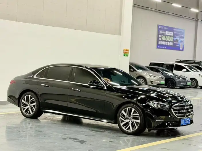Mercedes-Benz E-Class 2024 Model Facelift E 300 L Fashion Model sedan – фото 3