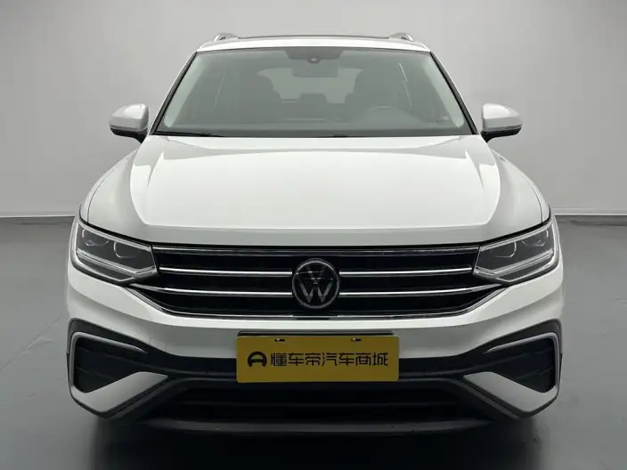 Volkswagen Tiguan L 2023 Model 300TSI 2WD Smart Edition – фото 2