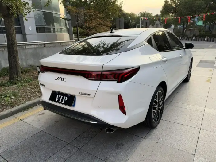 JAC Motors A5 PLUS 2023 Model 1.5T CVT Premium Edition PLUS – фото 6