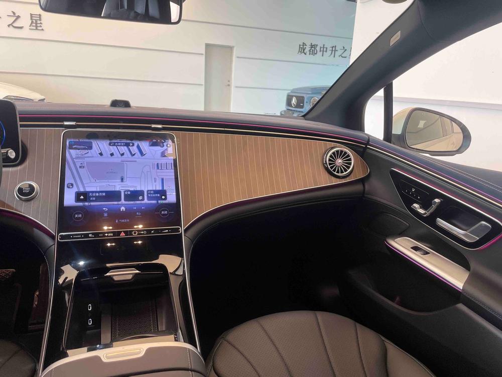 Mercedes-Benz EQE 2025 модификация EQE 500 4MATIC Deluxe Edition – фото 10