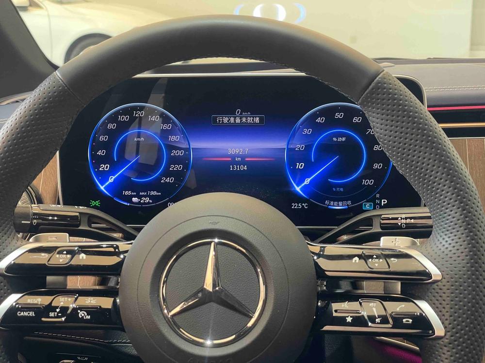 Mercedes-Benz EQE 2025 модификация EQE 500 4MATIC Deluxe Edition – фото 11